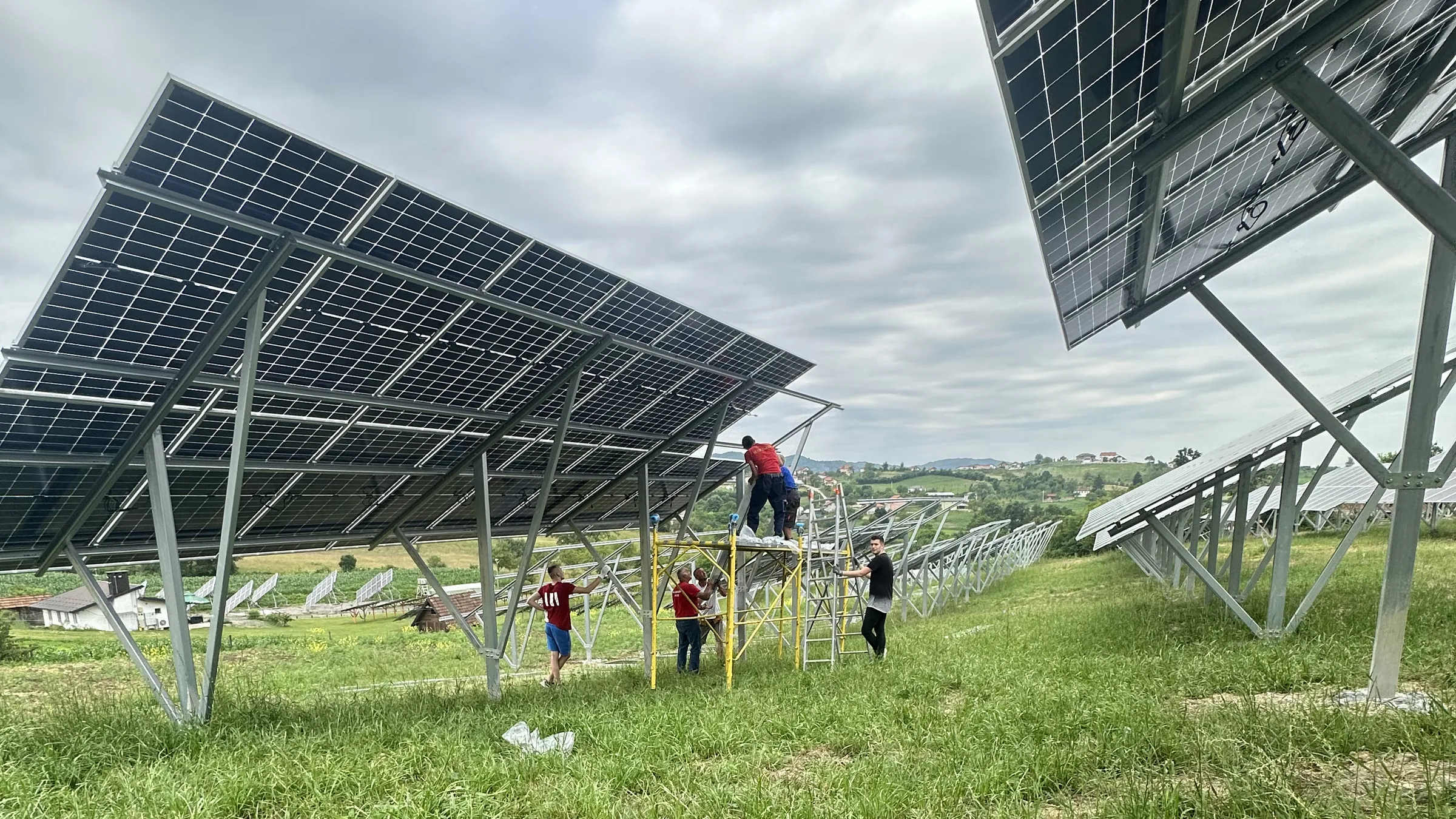 Comex crew installing solar trackers during a plant build